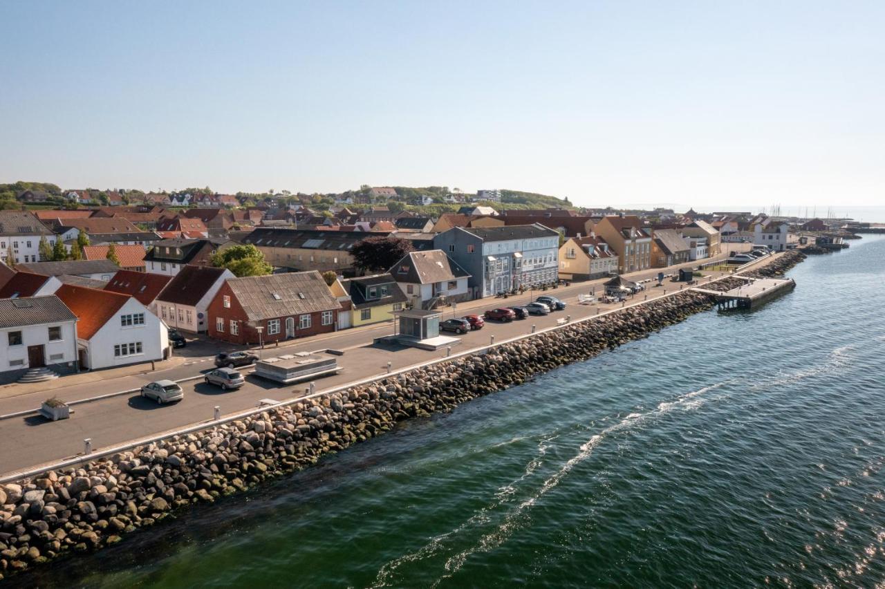 Vandkanten Hotel Logstor Bagian luar foto